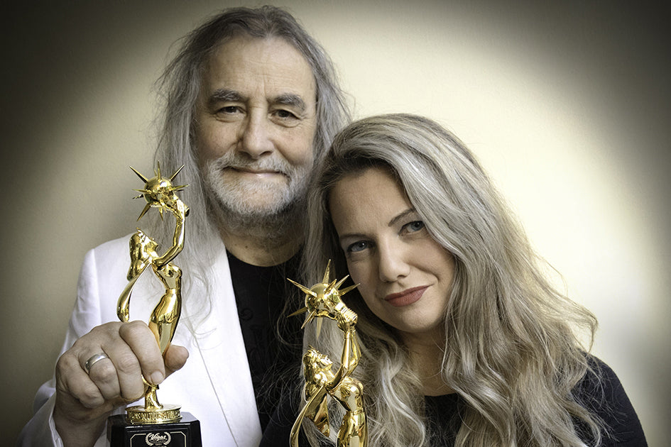 Rodney and Sarah Matthews with Vegas Statuettes